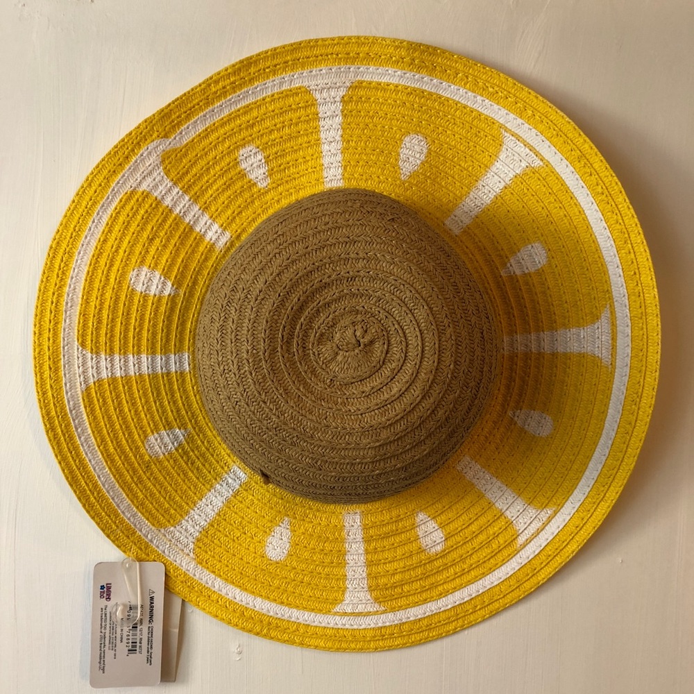 NWT Woven Sun Hat with Lemon Print